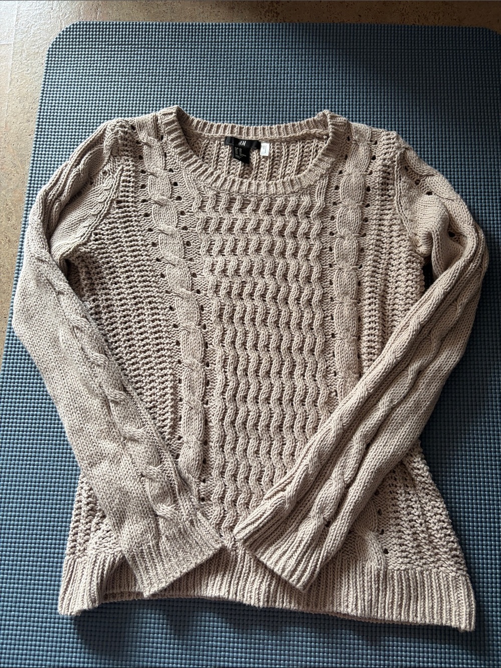 H&M Beige Cable-Knit Crewneck Sweater